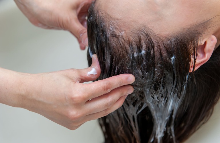 髪質に合わせたトリートメントで自慢の髪へ | 阿波市の美容室なら理想が叶うHair Room latte